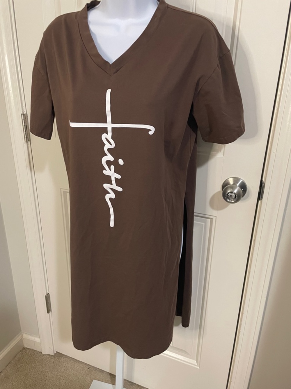 Brown V-neck Tunic Dress with White 'faith' Cross Graphic with slits on both sid